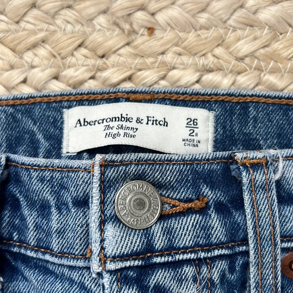Abercrombie Skinny High Rise - Picture 3 of 6